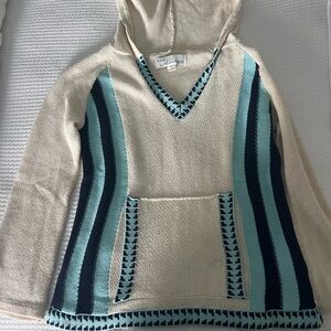 Vintage Havana  Cream and Blue V-Neck Sweater